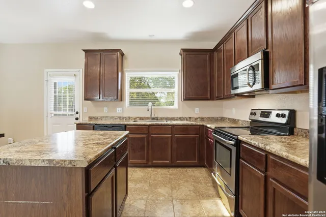 $234,900 | 9918 Fuchsia View, San Antonio, TX 78245