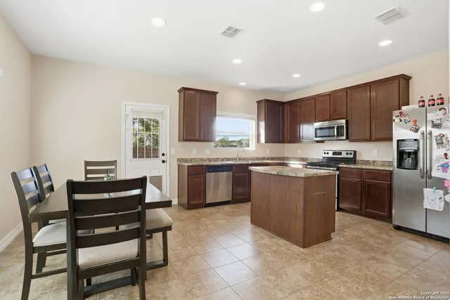 $234,900 | 9918 Fuchsia View, San Antonio, TX 78245