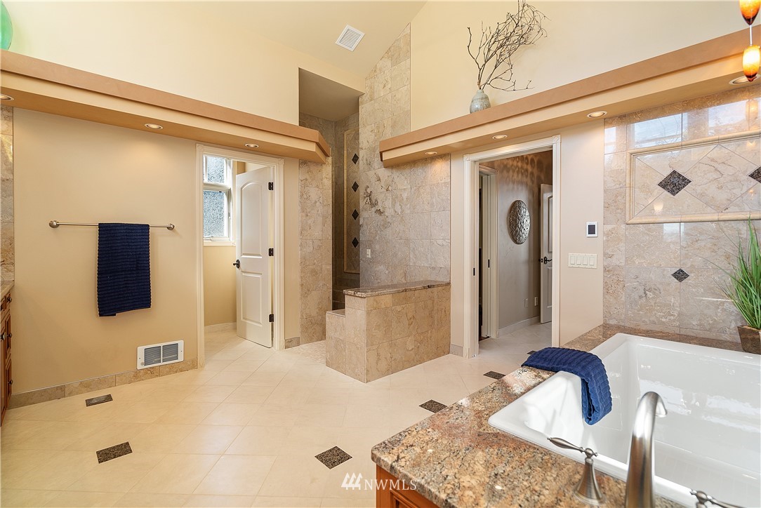 8107 Zangle Road Northeast Olympia, WA 98506 - Photo 28 of 40 Gallery Image 28