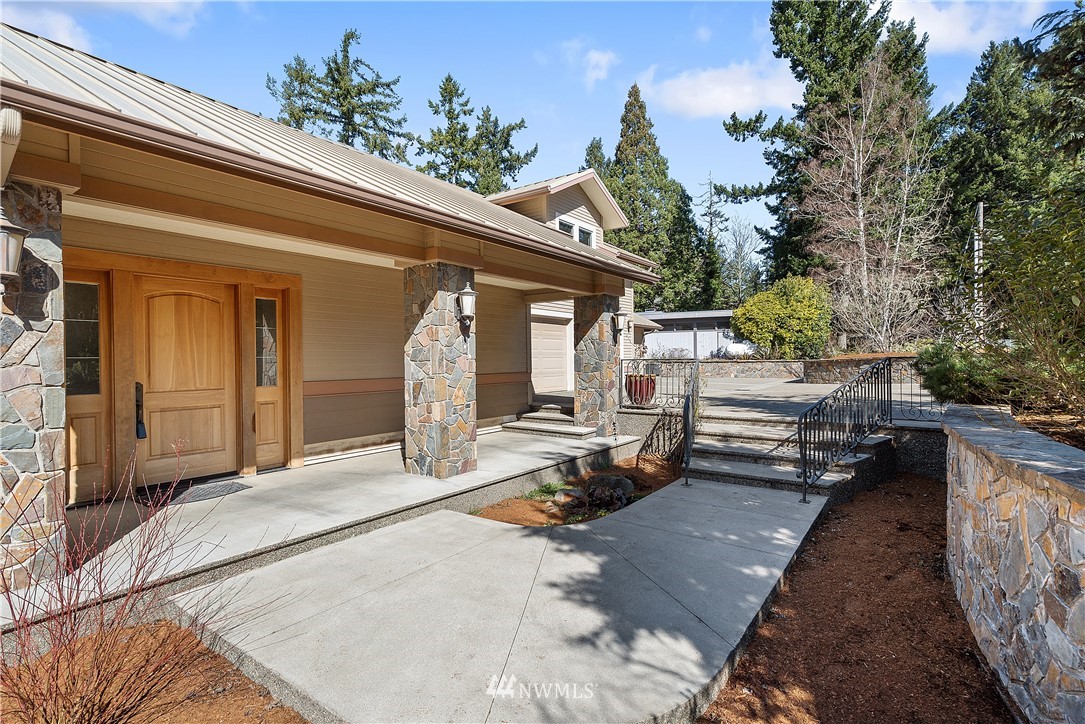 8107 Zangle Road Northeast Olympia, WA 98506 - Photo 5 of 40 Gallery Image 5