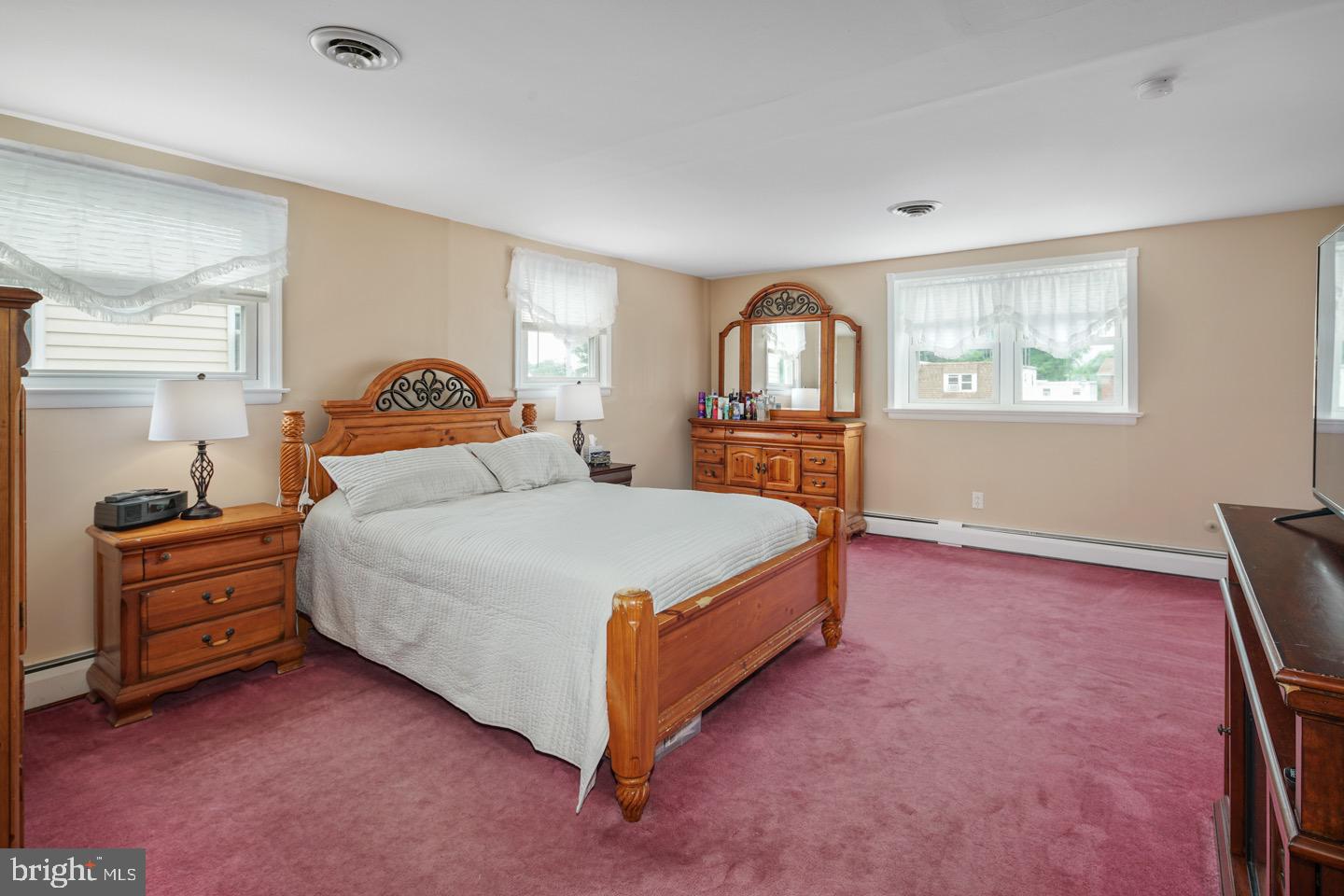 721 Tasker Street Ridley Park, PA 19078 - Photo 18 of 24 Gallery Image 18