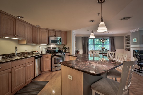 5 Mission Road, Unit 206 Chelmsford, MA 01863 - Photo 3 of 20 Gallery Image 3