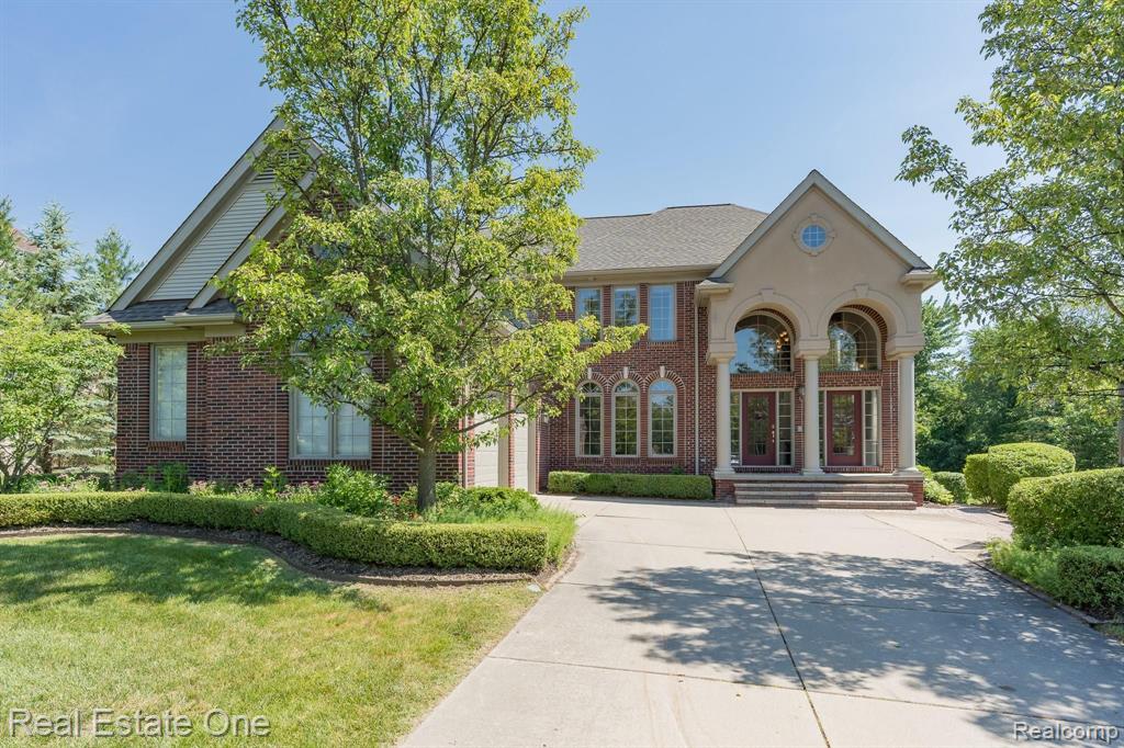 1375 Kentfield Drive Rochester, MI 48307 - Photo 1 of 56