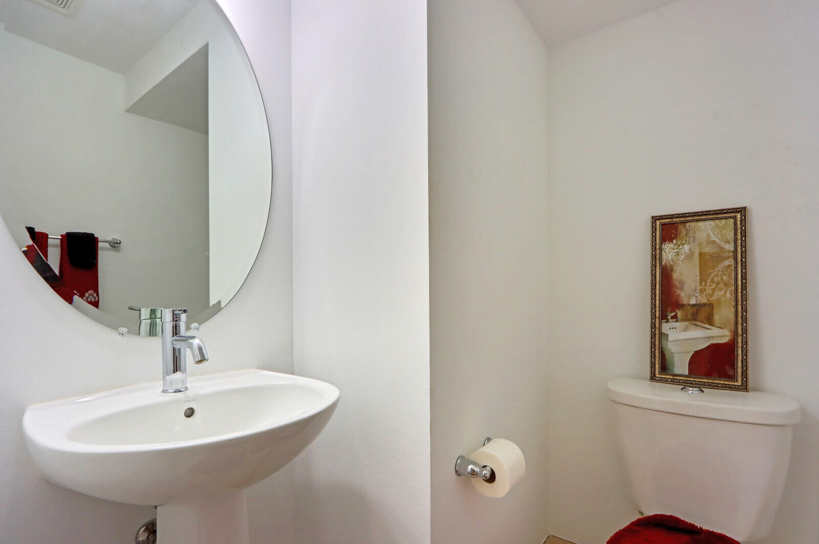 6024 Pine Tree Way Riviera Beach, FL 33410 - Photo 14 of 26 Bathroom