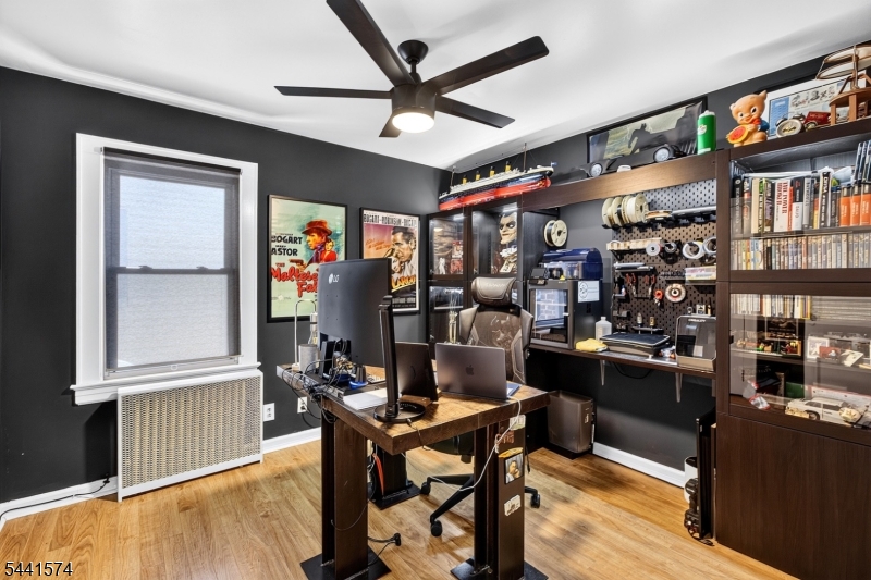 523 Harrison Place Linden, NJ 07036 - Photo 4 of 22
