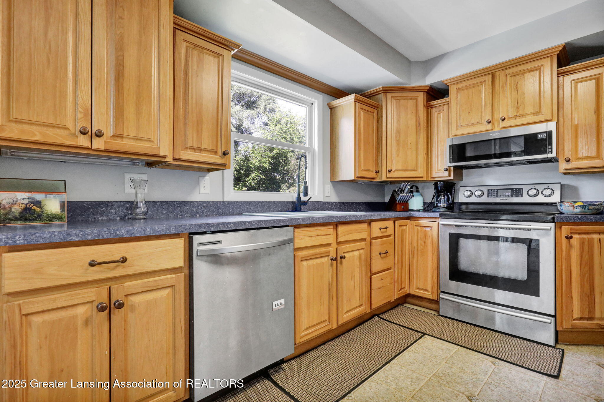 6535 Creyts Road Dimondale, MI 48821 - Photo 13 of 38 15-web-or-mls-Open Ended Media-15