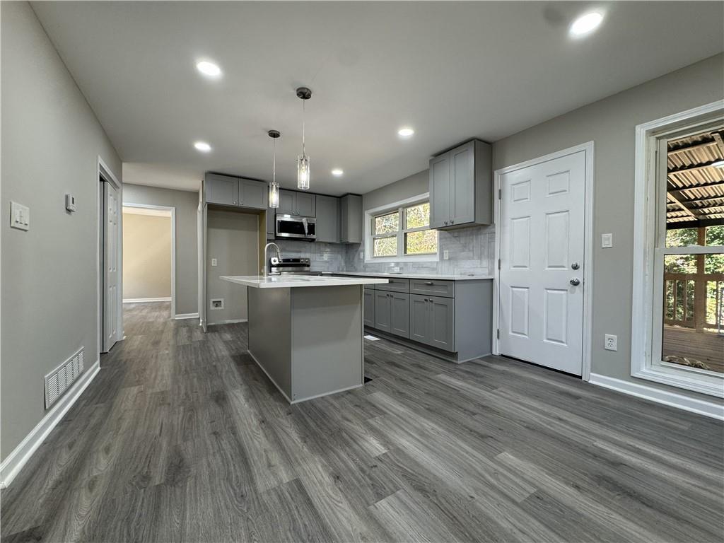 3489 Creighton Road Southwest Atlanta, GA 30331 - Photo 3 of 53