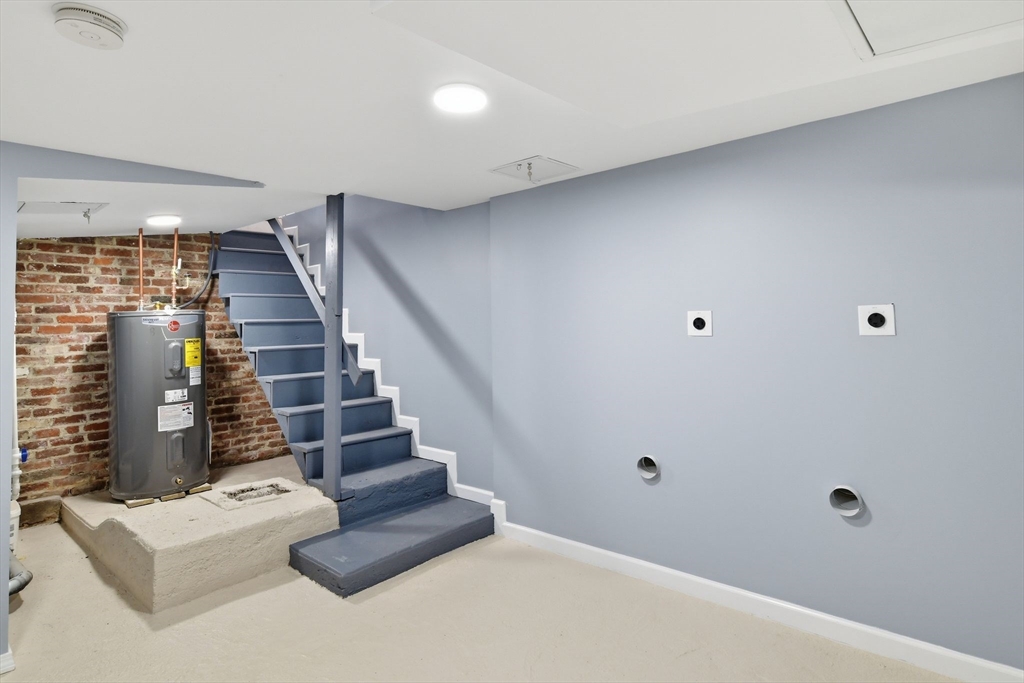 25 Bourne Street Three Rivers, MA 01080 - Photo 21 of 41
