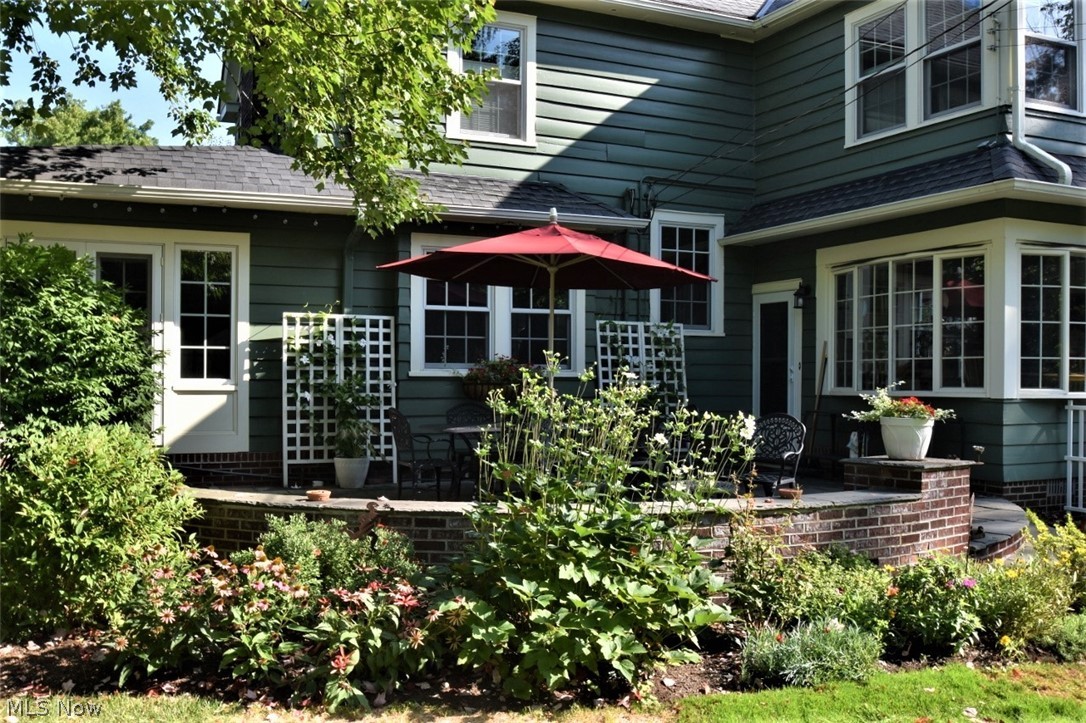 2930 Coleridge Road Cleveland, OH 44118 - Photo 25 of 34