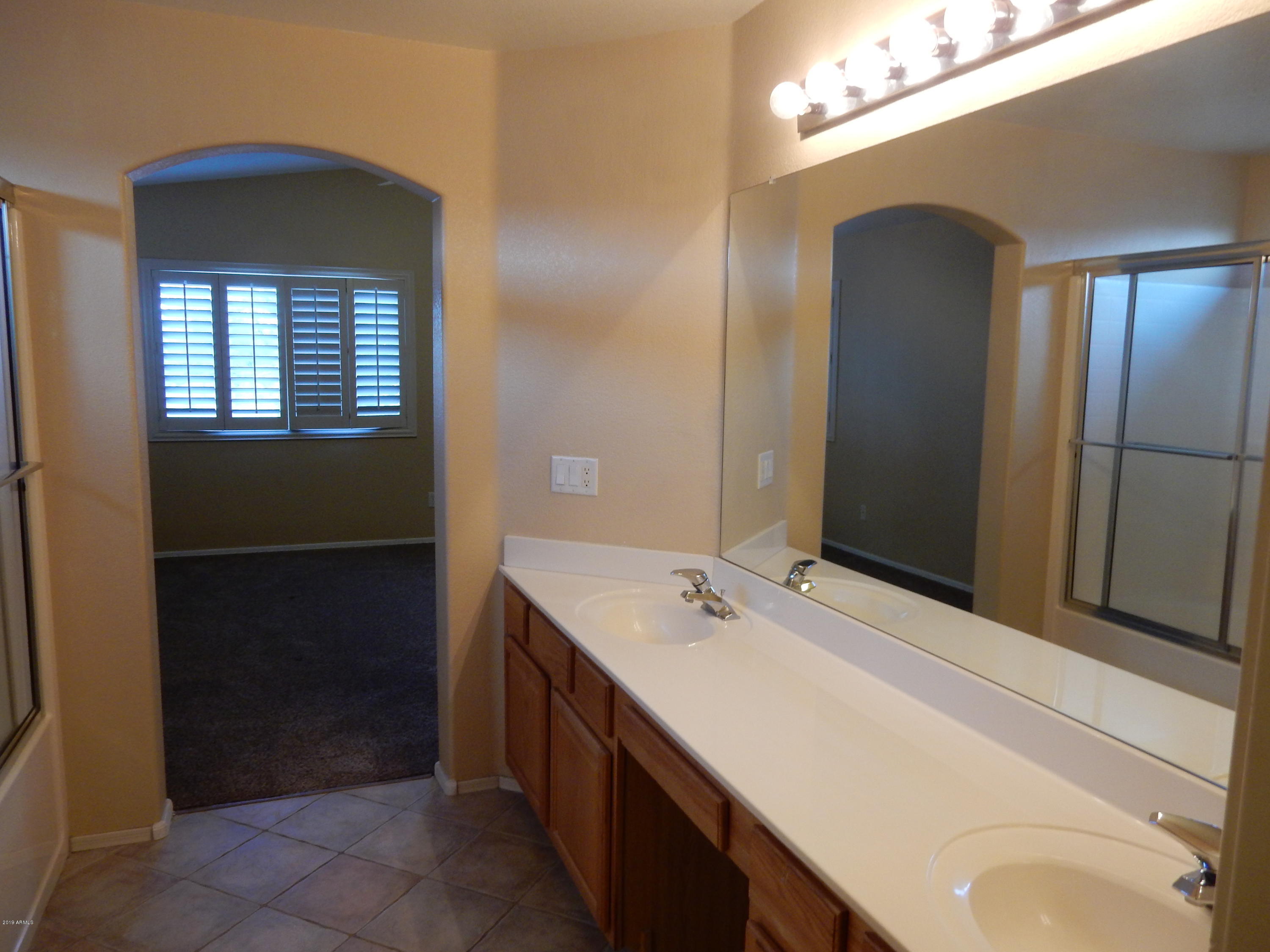 4377 South Rim Court Gilbert, AZ 85297 - Photo 11 of 17 DSCN2629