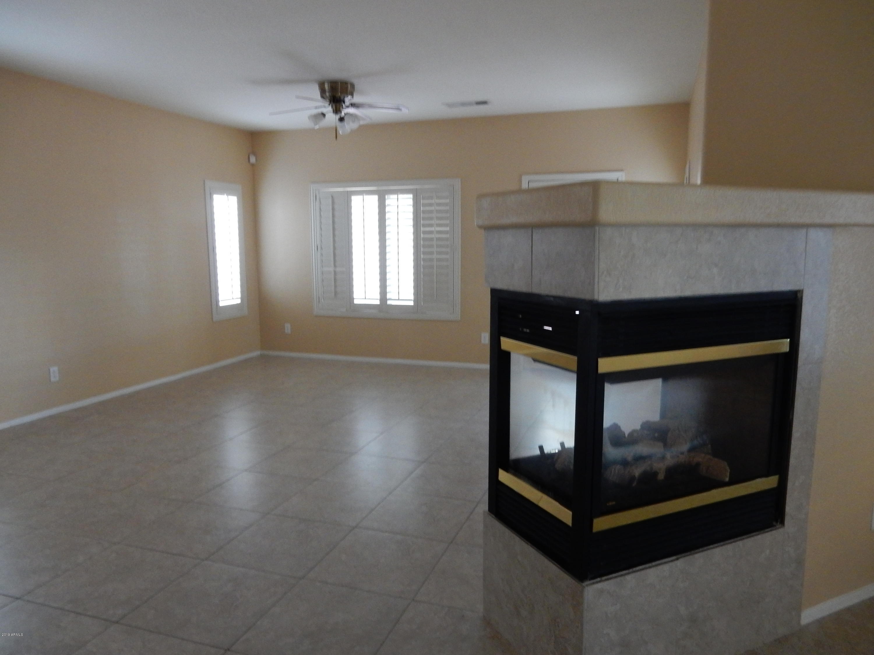 4377 South Rim Court Gilbert, AZ 85297 - Photo 3 of 17 DSCN2612
