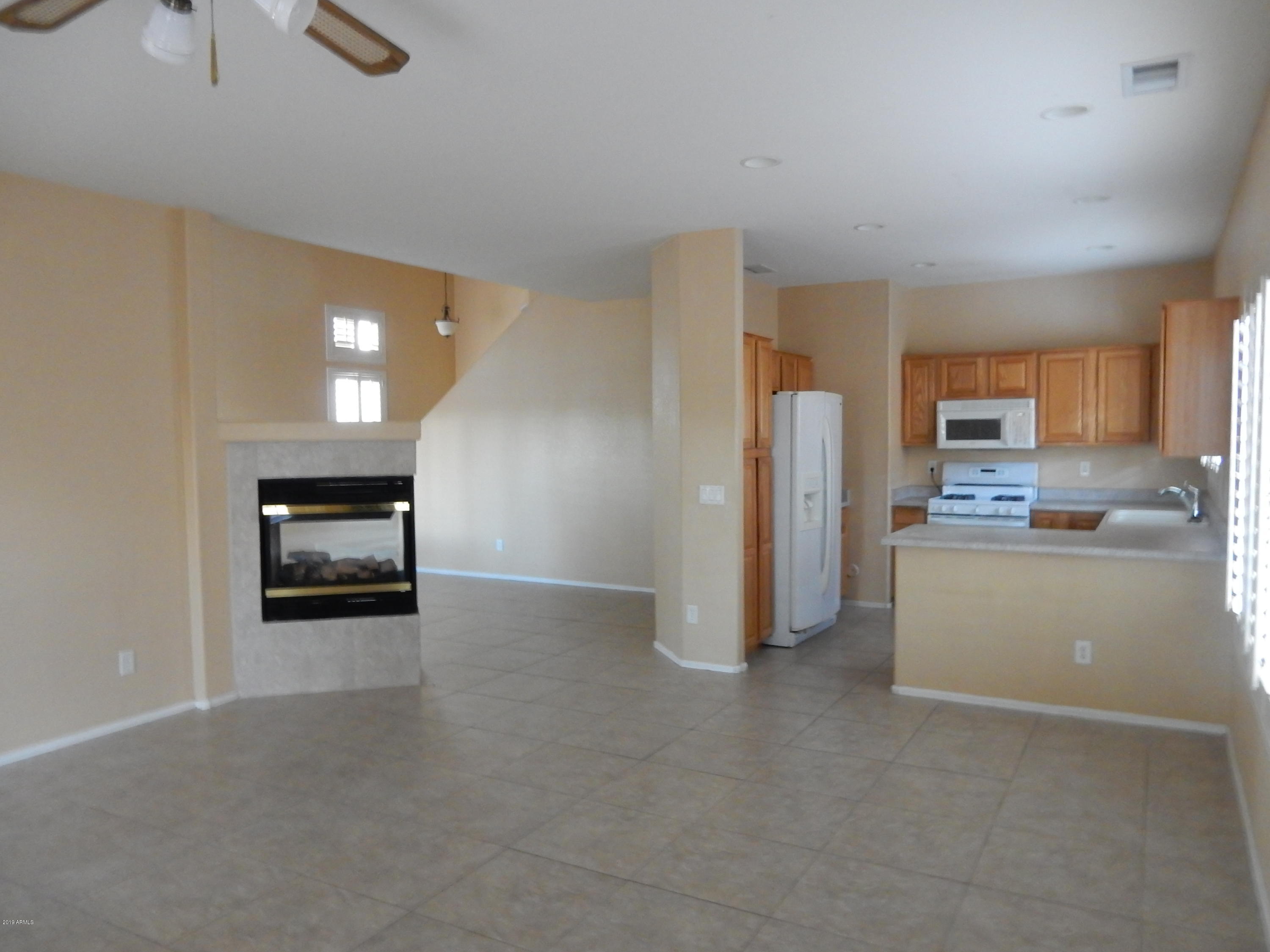 4377 South Rim Court Gilbert, AZ 85297 - Photo 4 of 17 DSCN2613