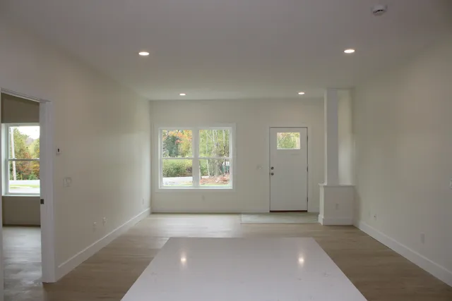 $419,899 | 25 Rockwood Estates, Windsor, ME 04363