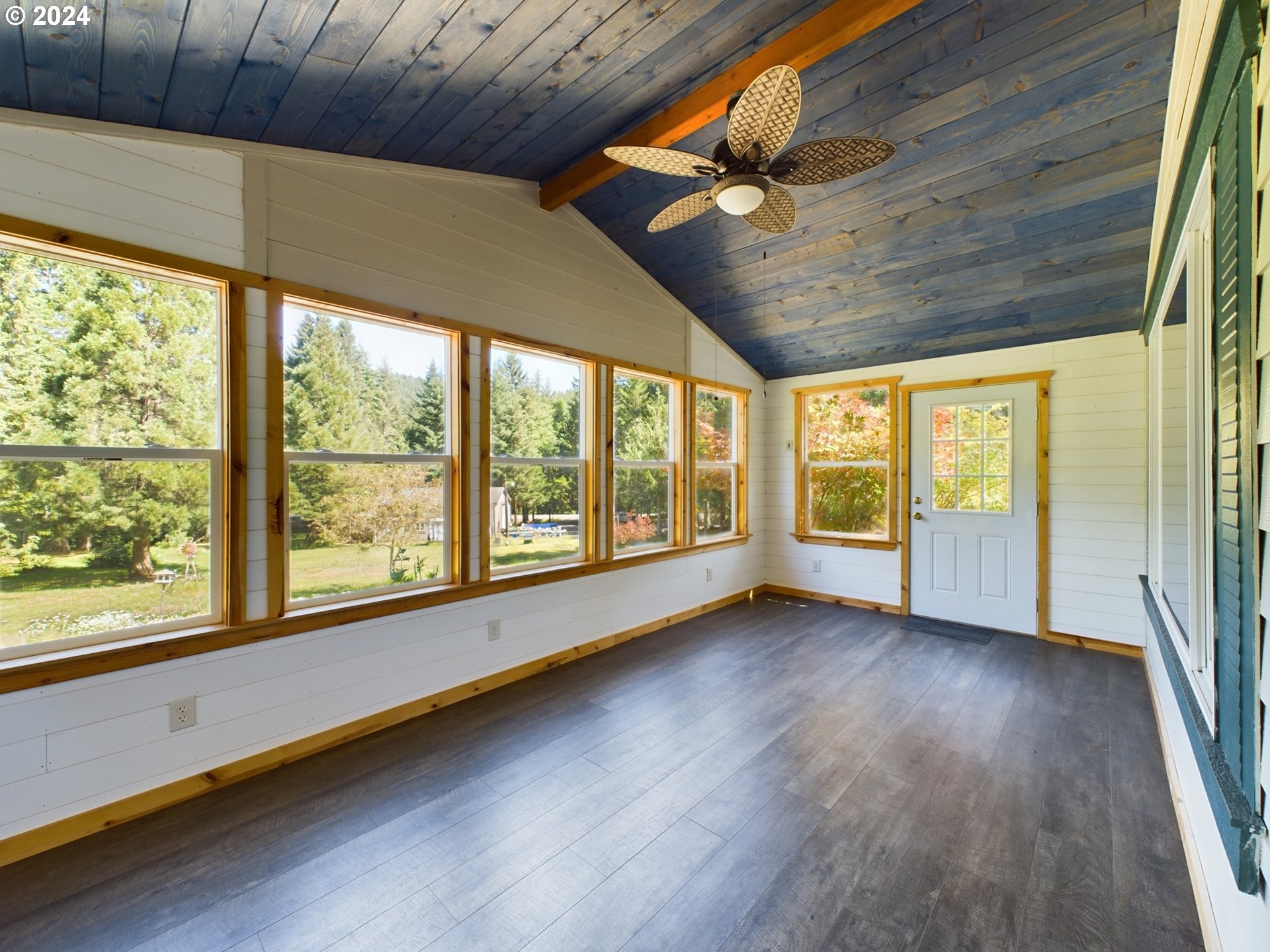 57885 Southwest Hebo Road Grand Ronde, OR 97347 - Photo 14 of 41 Gallery Image 14