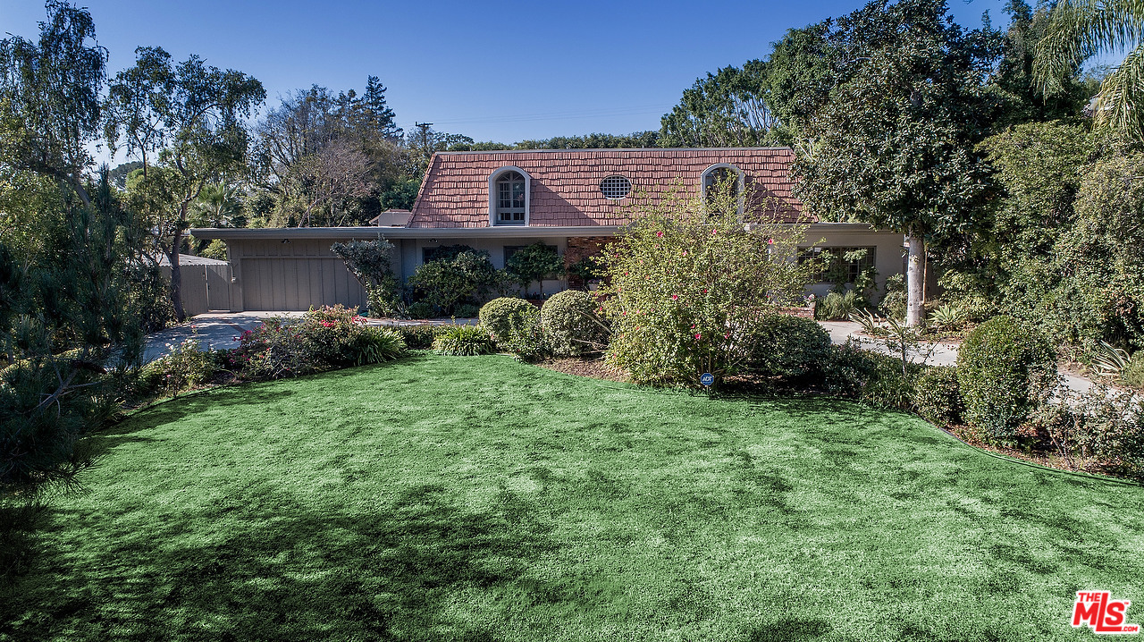 711 Sierra Drive Beverly Hills, CA 90210 - Photo 2 of 41