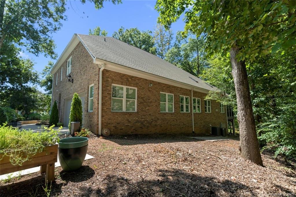 245 South Downs Way Fort Mill, SC 29708 - Photo 40 of 47 Gallery Image 40