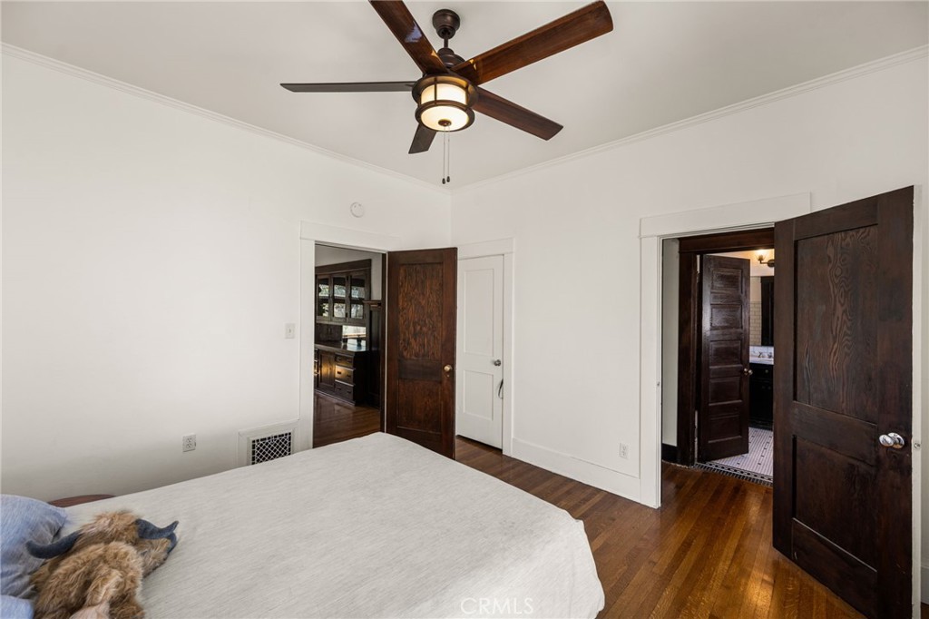 323 East Bixby Road Long Beach, CA 90807 - Photo 35 of 54 Gallery Image 35