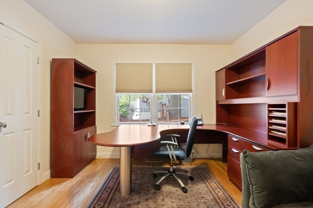 94 Cynthia Road Needham, MA 02494 - Photo 30 of 39 a workspace with furniture and window
