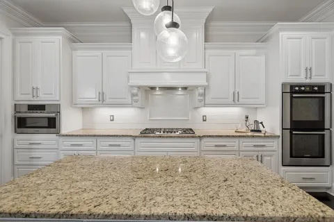 $1,824,000 | 1040 Falling Leaf Circle, Brentwood, TN 37027