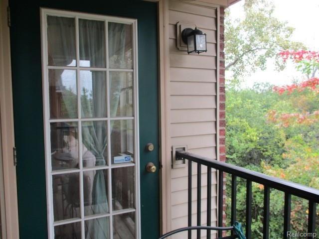 11778 Farmington Road Livonia, MI 48150 - Photo 13 of 55 IMG_0244.JPG