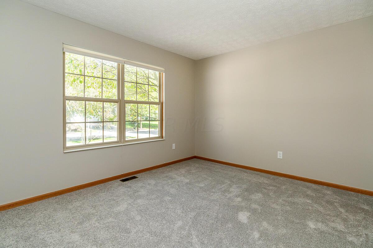 77 Beech Court Delaware, OH 43015 - Photo 20 of 34 bed 2
