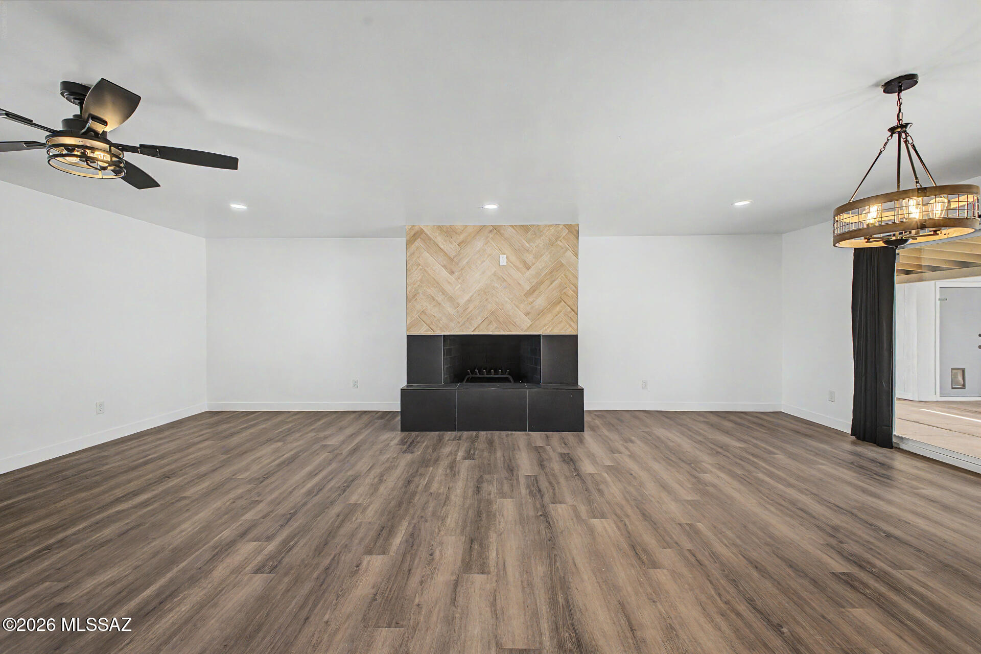 2625 West Oregon Street Tucson, AZ 85746 - Photo 7 of 28 08 - Oregon