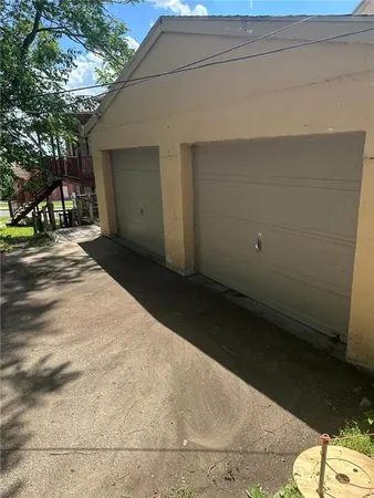 $94,500 | 415 South 9th Street, St. Joseph, MO 64501