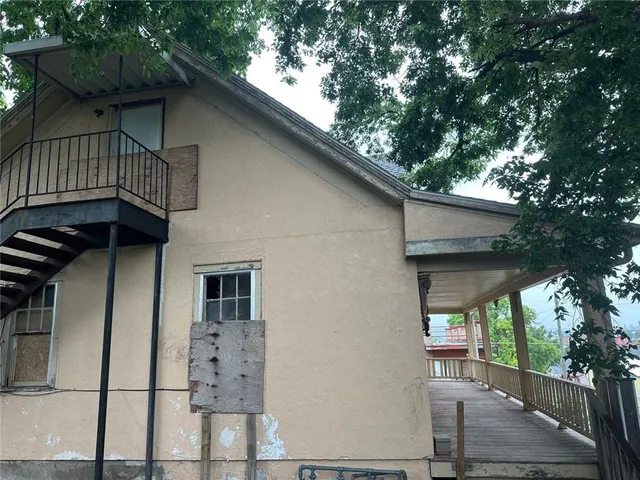 $95,000 | 415 South 9th Street, St. Joseph, MO 64501