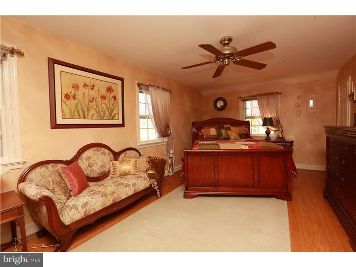516 Georgian Road Glenside, PA 19038 - Photo 13 of 25 Master Bedroom