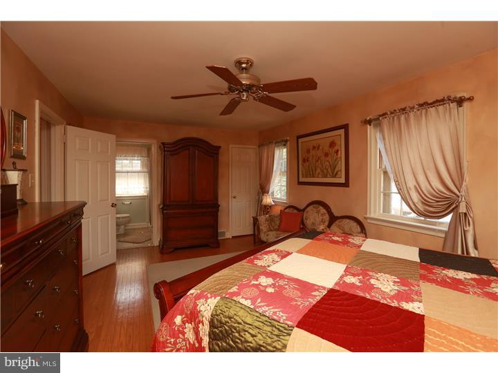 516 Georgian Road Glenside, PA 19038 - Photo 14 of 25 Master Bedroom
