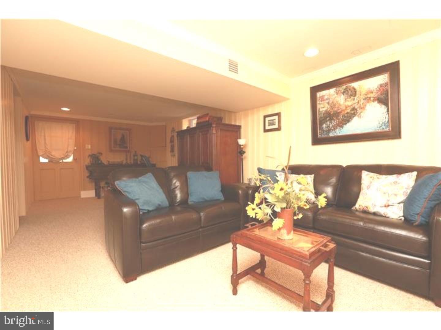 516 Georgian Road Glenside, PA 19038 - Photo 20 of 25 Family Room