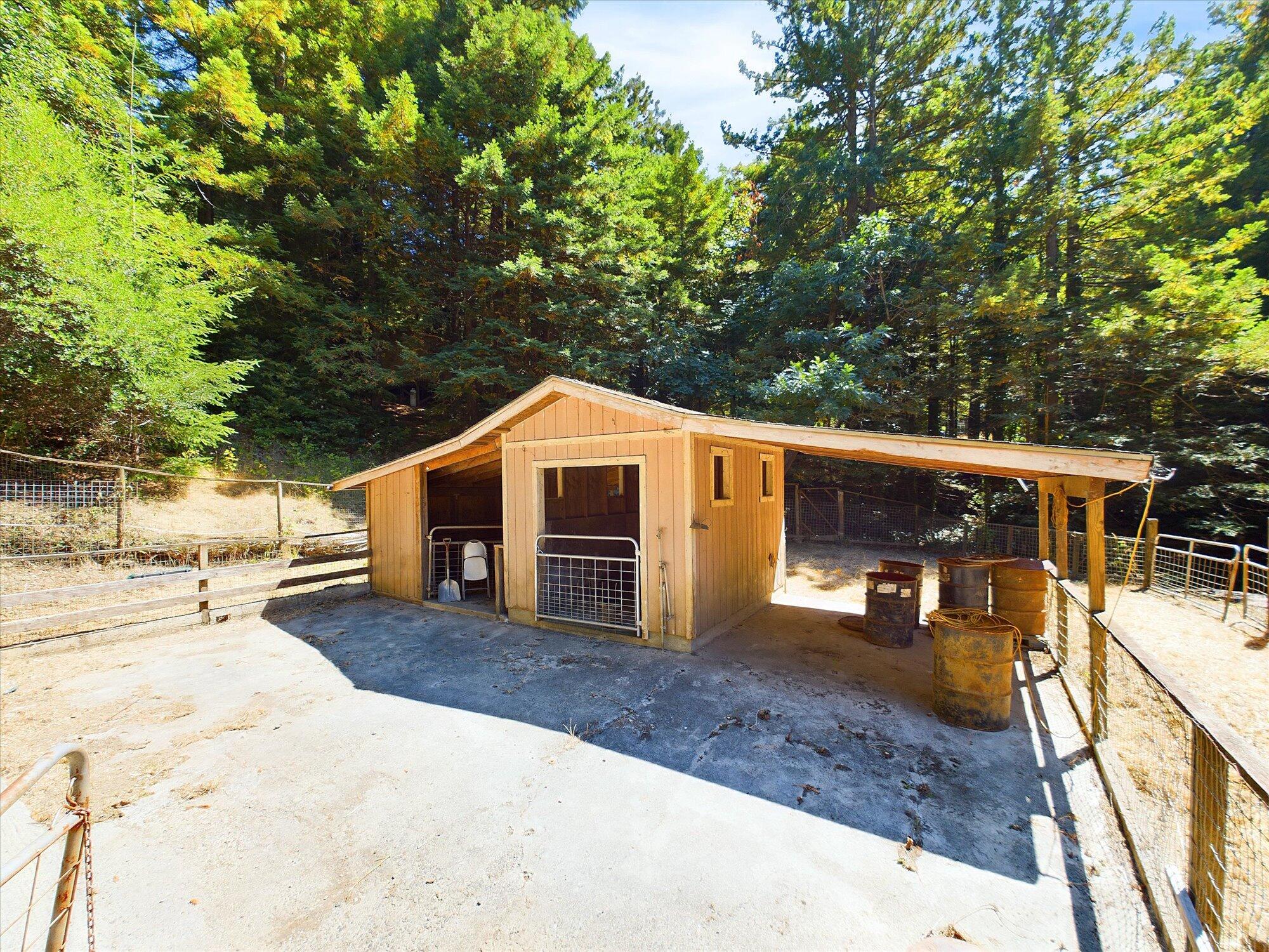 210 Madrone Road Weott, CA 95571 - Photo 72 of 81 Gallery Image 72