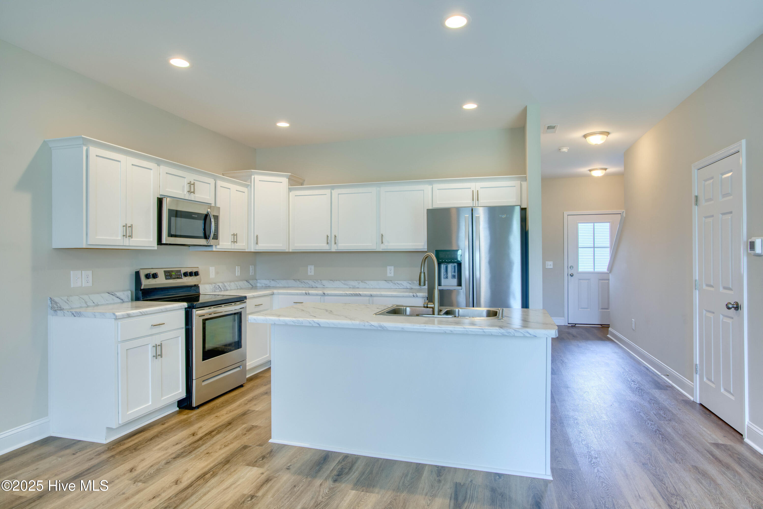 329 South Stingray Lane Holly Ridge, NC 28445 - Photo 6 of 19 329 Stingray - Interiors - Edited_14