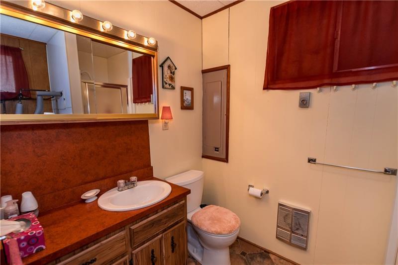 573 Lake Side Road Addison, PA 15411 - Photo 19 of 25