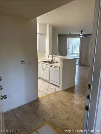 $1,350 | 7119 South Durango Drive, Unit 208, Las Vegas, NV 89113