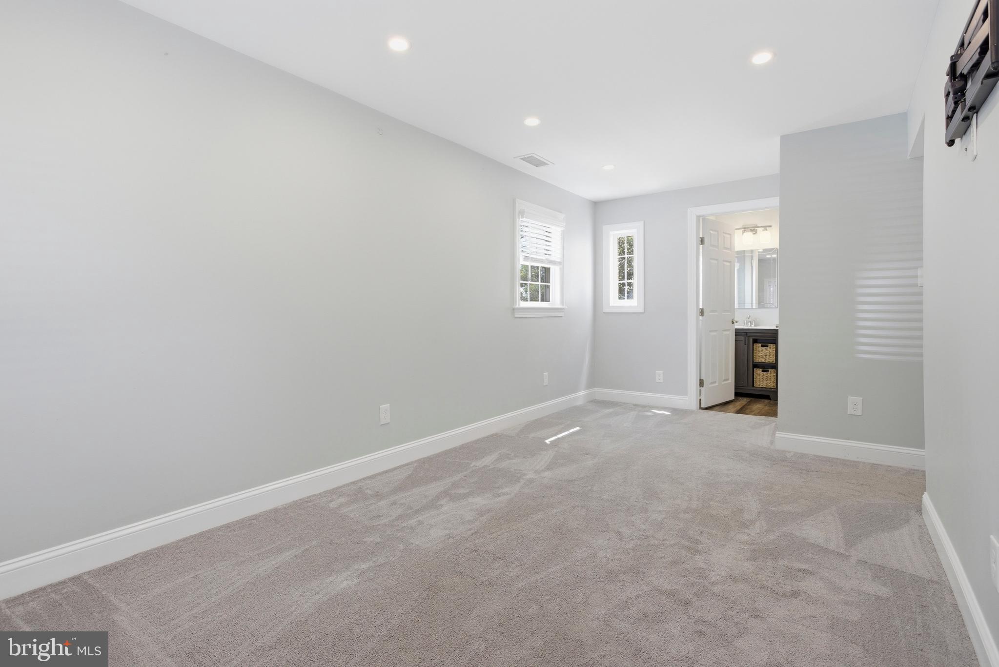 1509 Norman Road Havertown, PA 19083 - Photo 8 of 40