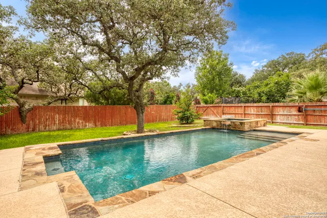 $3,450 | 819 Steubing Oaks, San Antonio, TX 78258