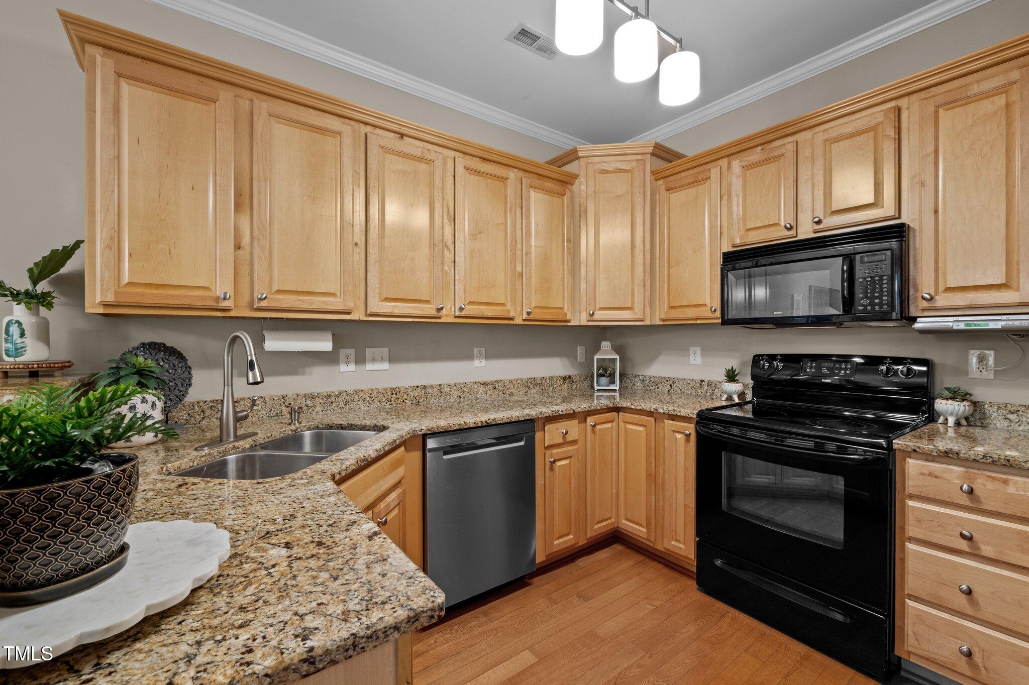 5515 South Roxboro Street, Unit 32 Durham, NC 27713 - Photo 22 of 45 22-web-or-mls-P1071238