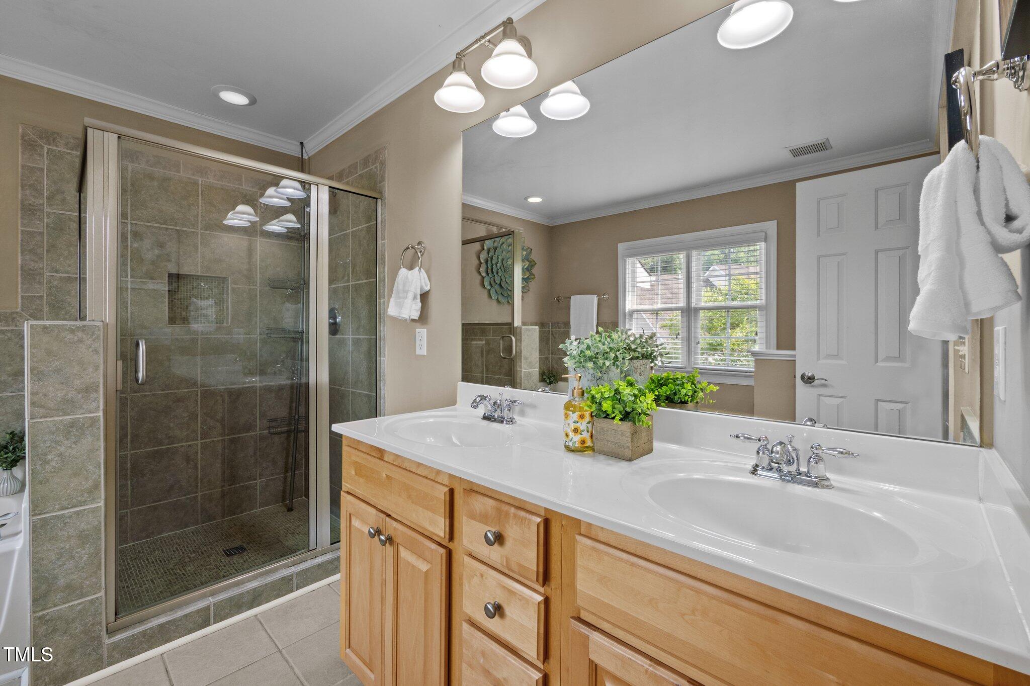 5515 South Roxboro Street, Unit 32 Durham, NC 27713 - Photo 30 of 45 33-web-or-mls-P1071271