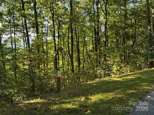 $265,000 | 400 High Hickory Trail, Unit 25, Swannanoa, NC 28778
