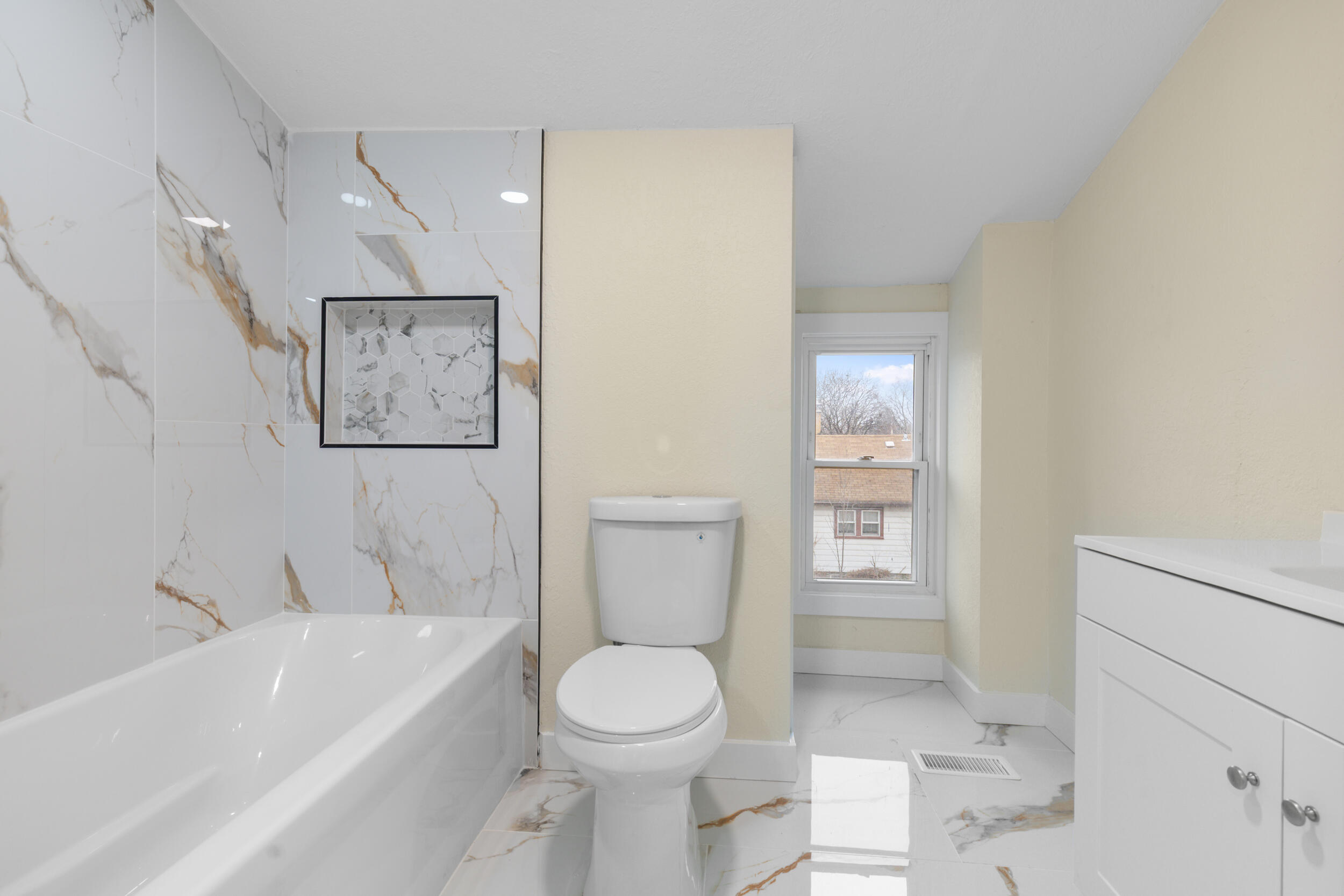 4308 North 65th Street Milwaukee, WI 53216 - Photo 21 of 26 photo jan 06 2026, 9 55 08 pm (2)