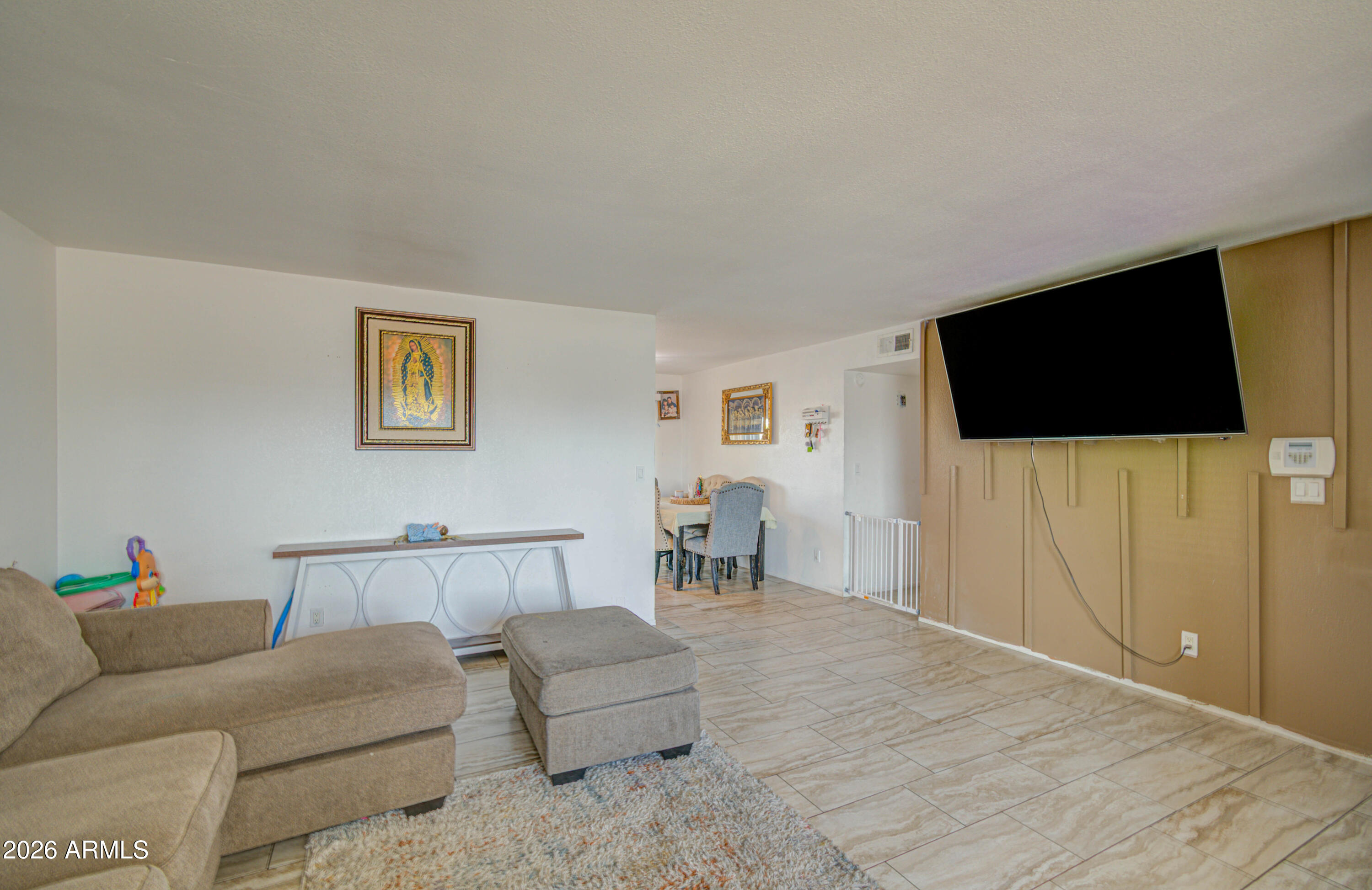 7530 West Roma Avenue Phoenix, AZ 85033 - Photo 9 of 40 Living Room 3