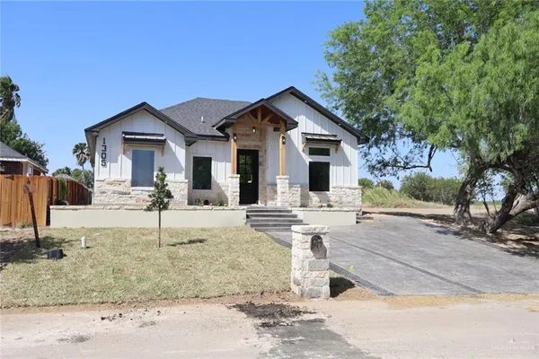 $258,500 | 1305 Harbor Lane, La Joya, TX 78560