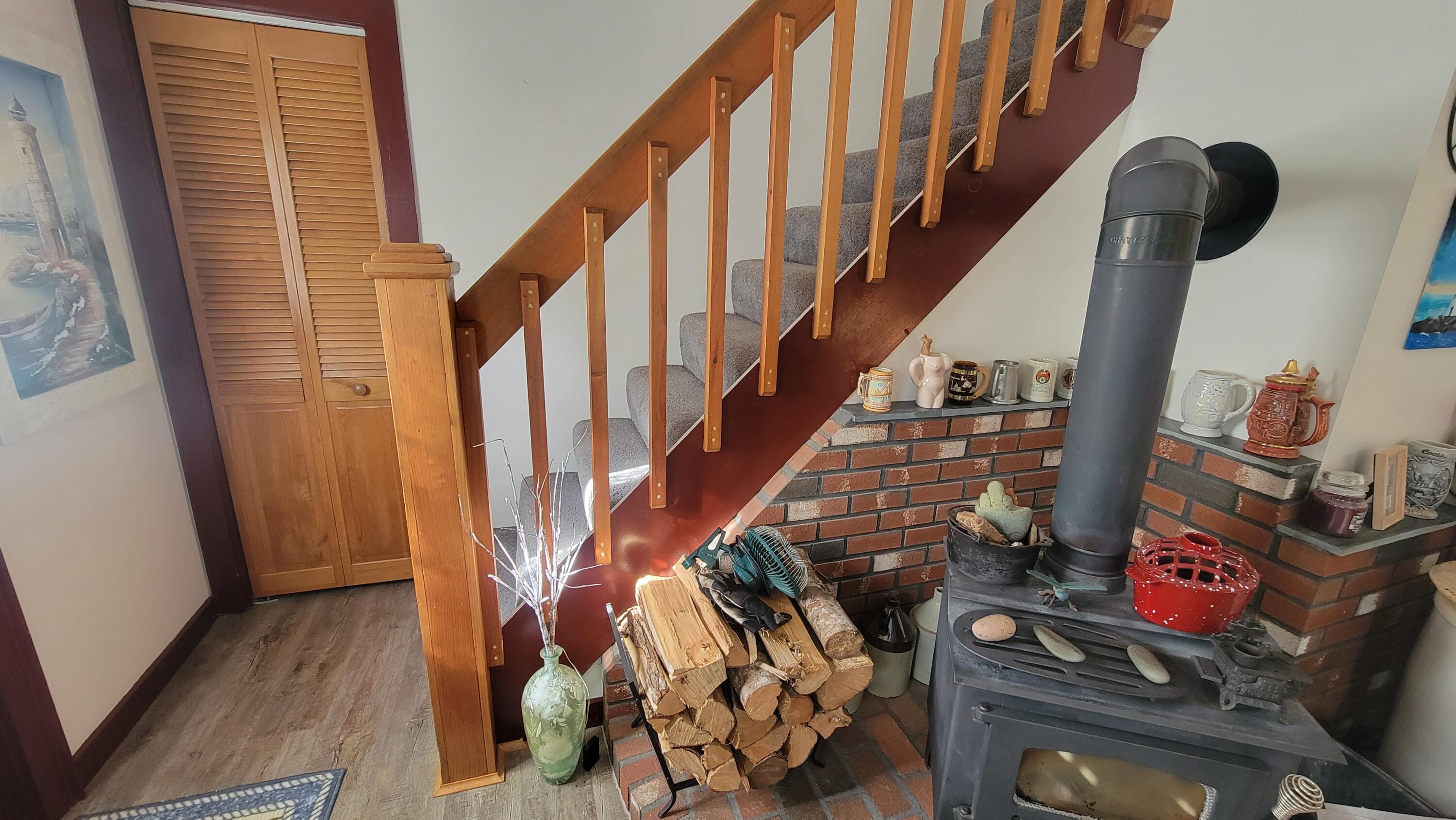 104 Old County Road Marshfield, ME 04654 - Photo 25 of 42 20251015_103357