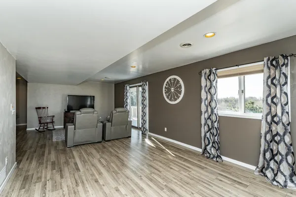 $519,900 | 9 Island Heights Court Northeast, Pine Island, MN 55963