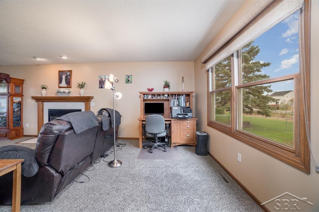 11189 Garden Ridge Freeland, MI 48623 - Photo 9 of 34 50107420-8.JPG