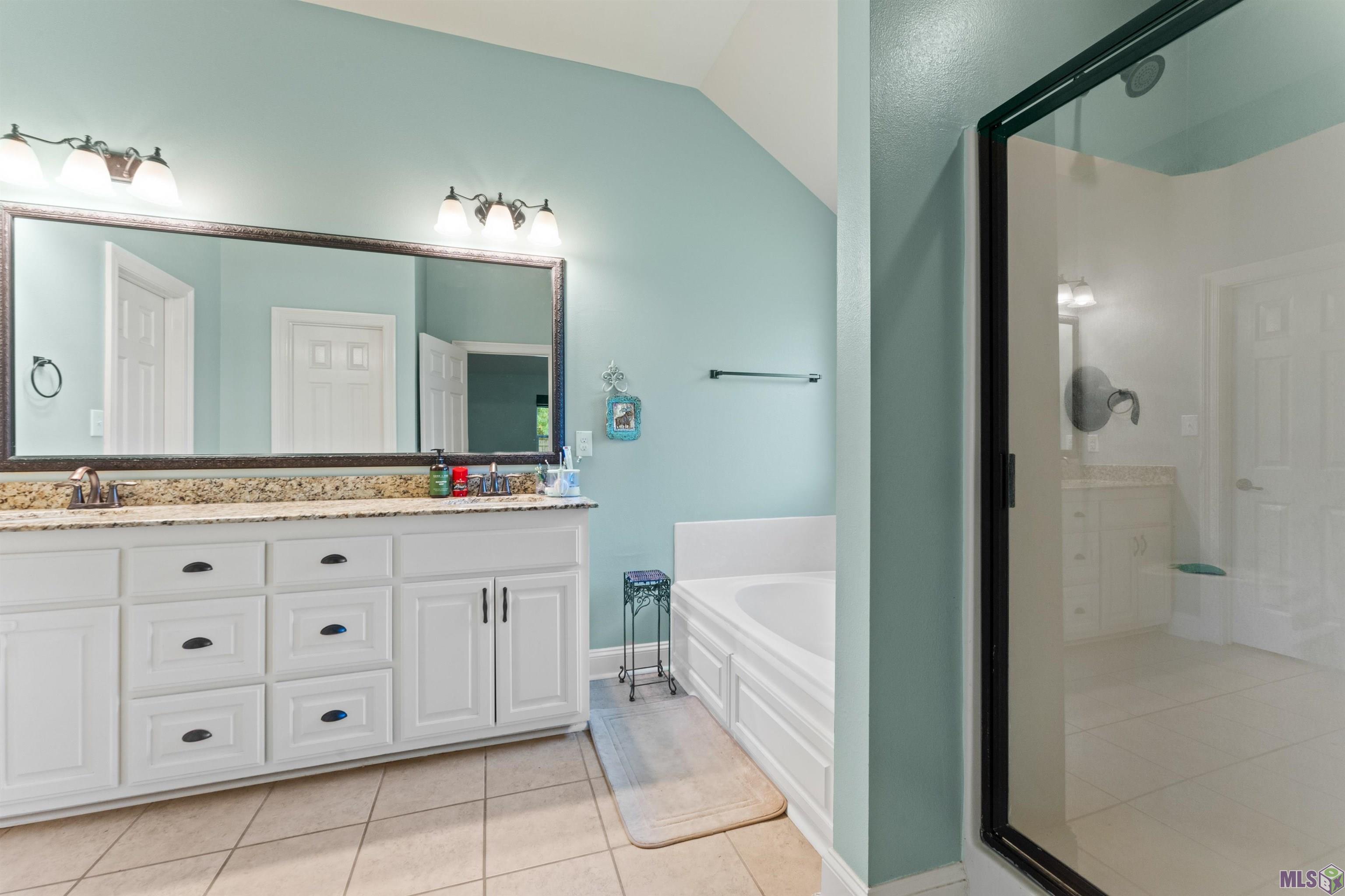 10063 Montrachet Drive Baton Rouge, LA 70817 - Photo 15 of 31