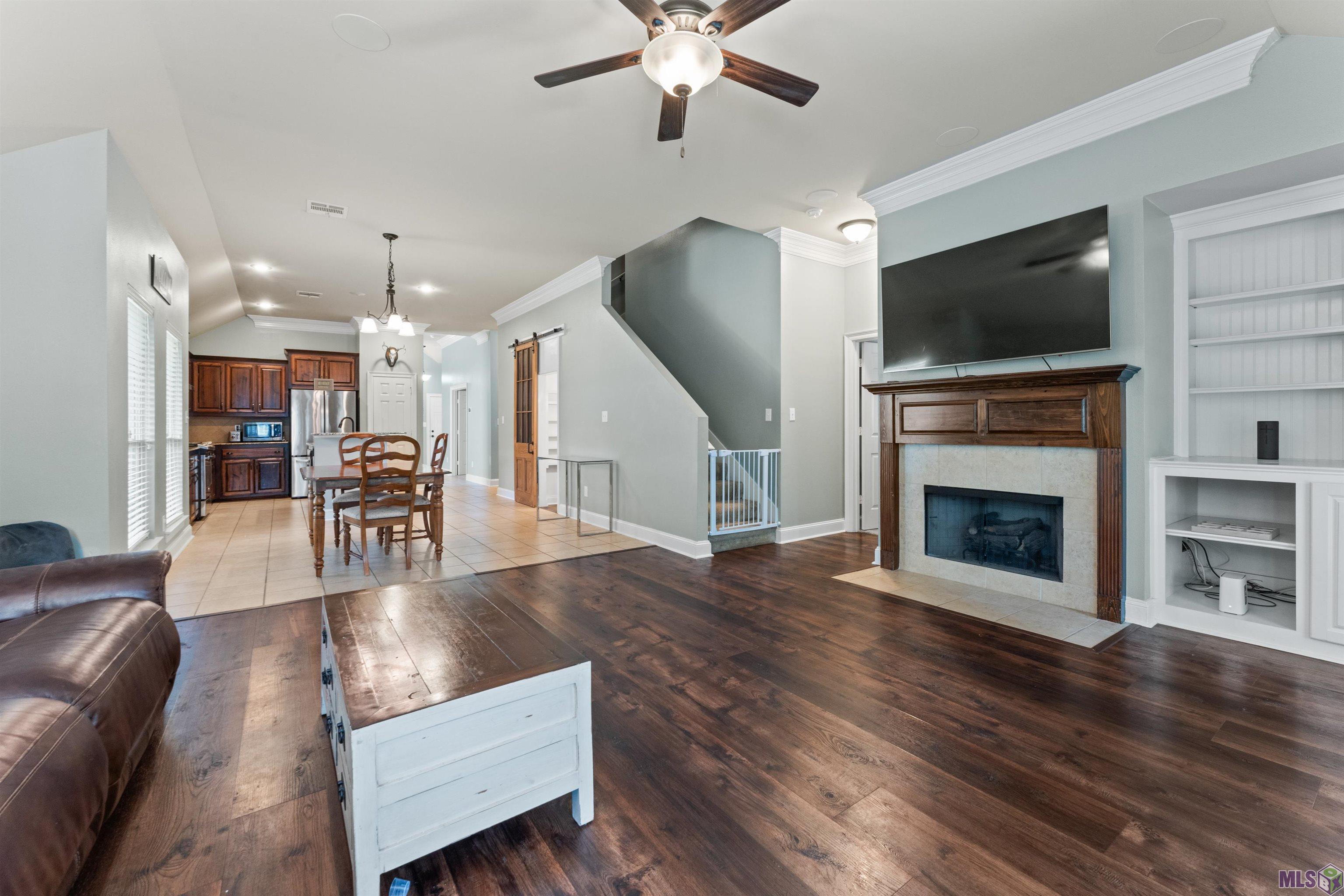 10063 Montrachet Drive Baton Rouge, LA 70817 - Photo 8 of 31