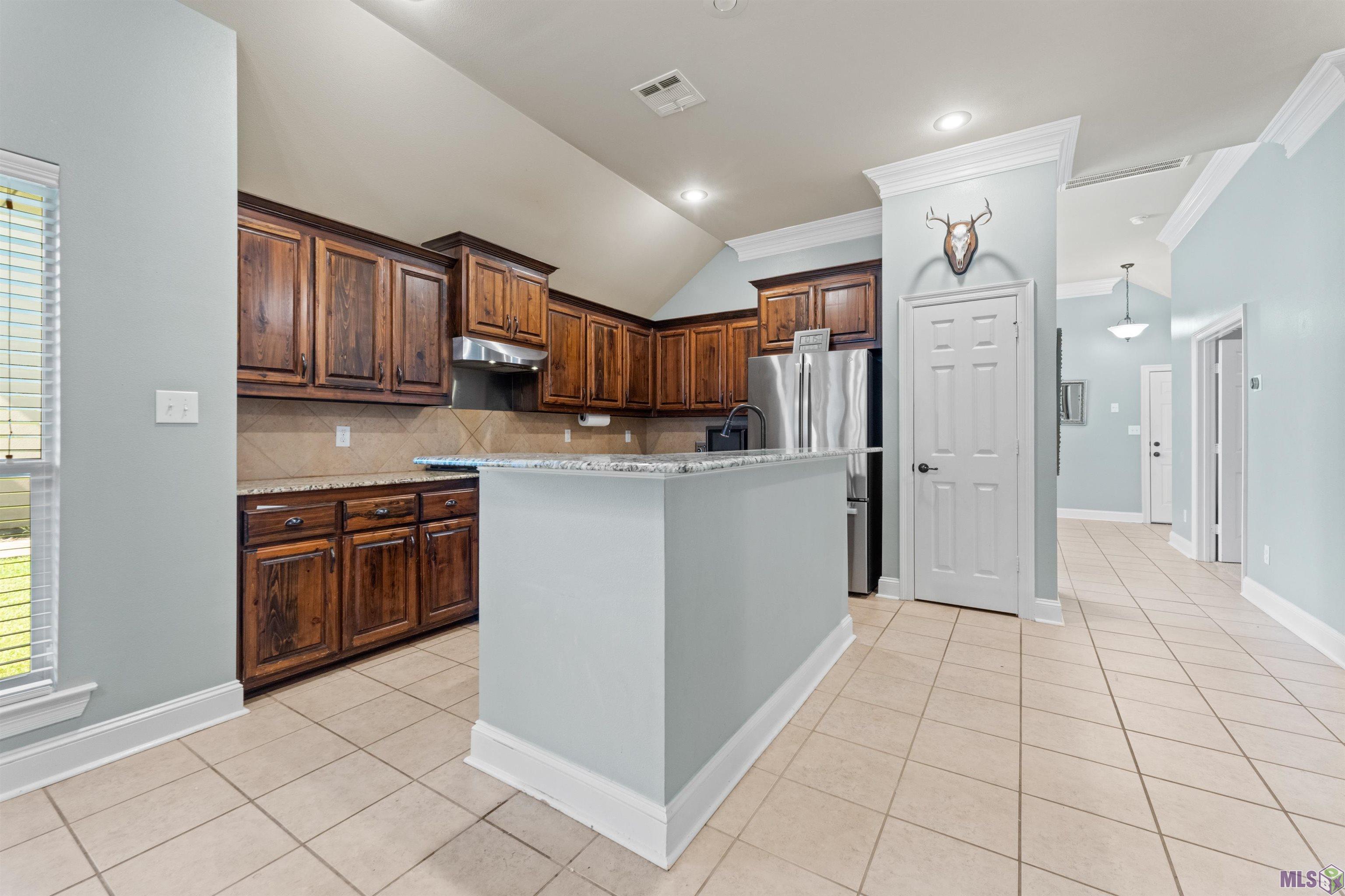 10063 Montrachet Drive Baton Rouge, LA 70817 - Photo 10 of 31