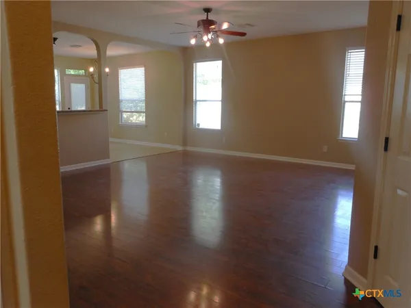 $1,700 | 2242 Lakeline Drive, New Braunfels, TX 78130
